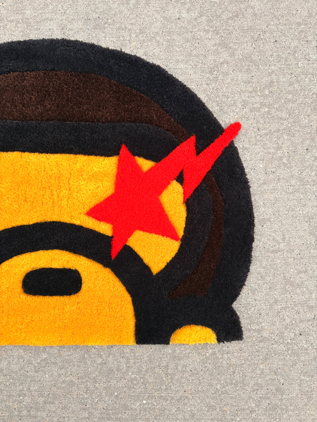 Baby Milo star eye rug