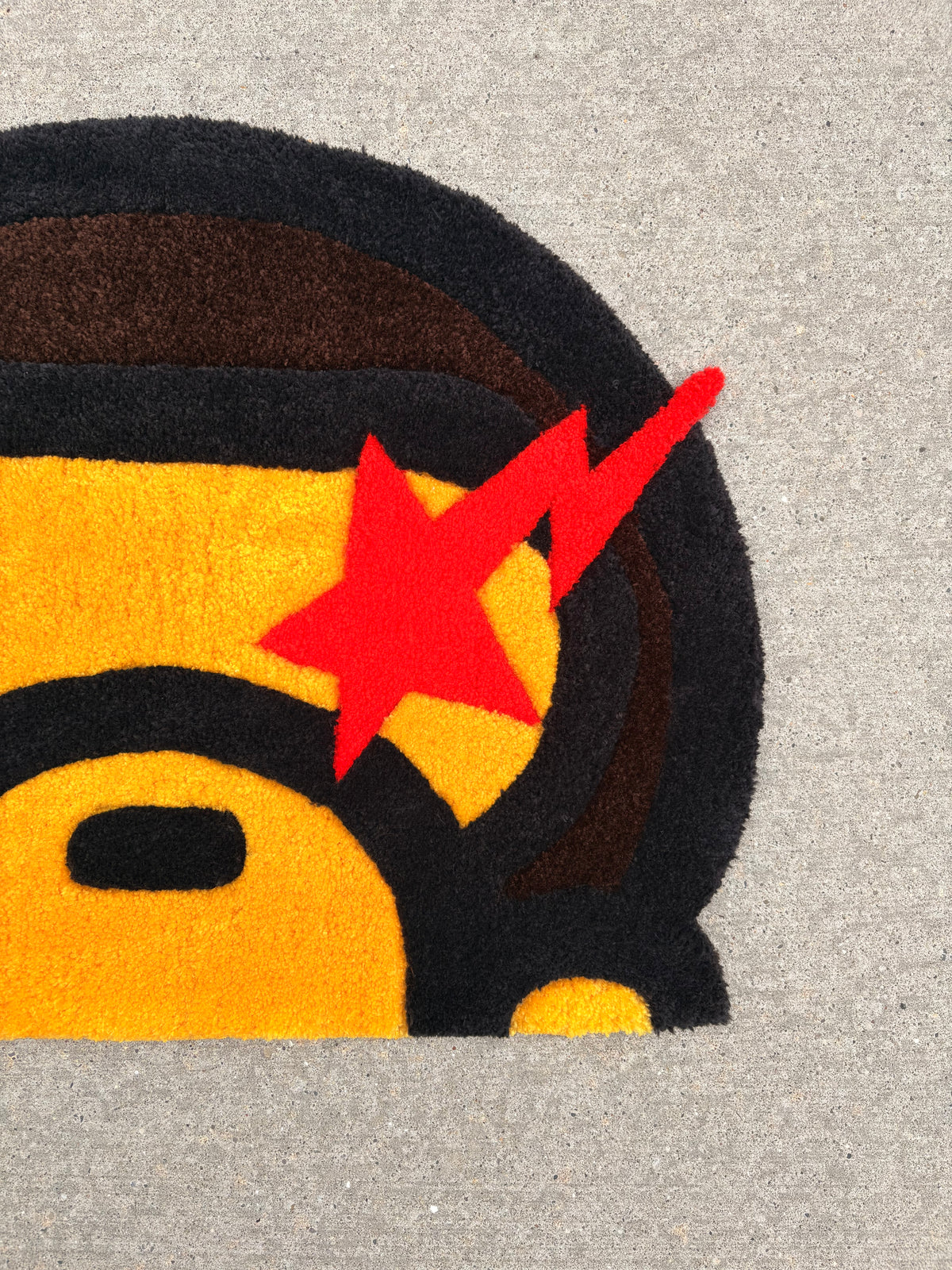 Baby Milo star eye rug